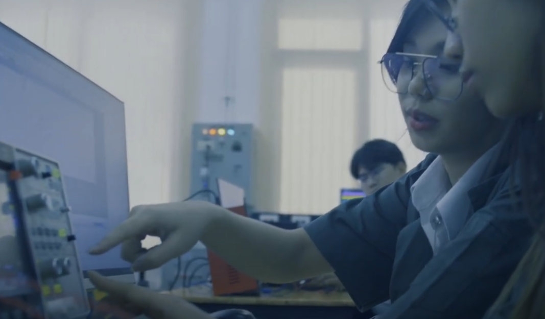 Courses from Susan Faludi. A New Book is a rare Inner Sight